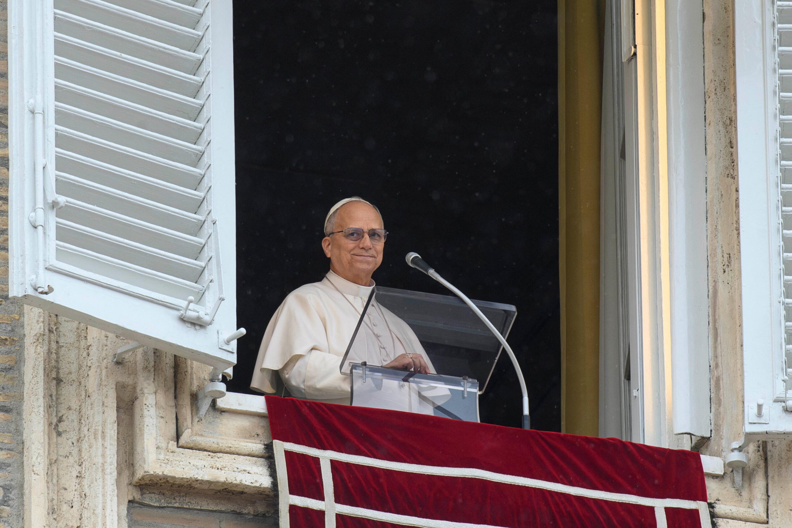 Papa Leone XIV, annuncio a sorpresa: «Ho un nodulo al polmone, dovrò operarmi»
